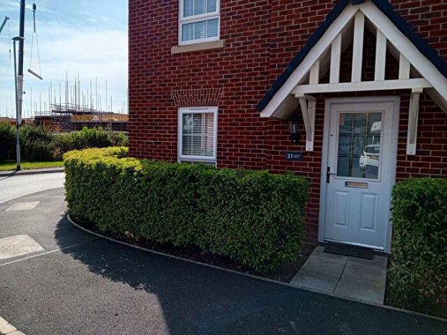 3 Bedroom Semi Detached House To Rent In Girvan Drive, Lubbesthorpe, LE19