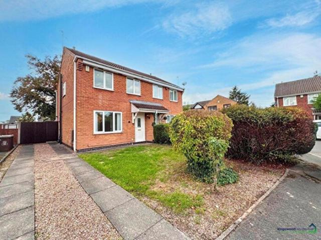 3 Bedroom Semi Detached House To Rent In Gothic Close, Nottingham, NG6