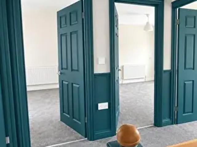 3 Bedroom Semi Detached House To Rent In Hungerhill Road, Nottingham, NG3