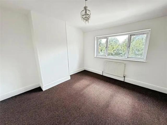 3 Bedroom Semi Detached House To Rent In Hurst Road, Longford, Coventry, West Midlands, CV6