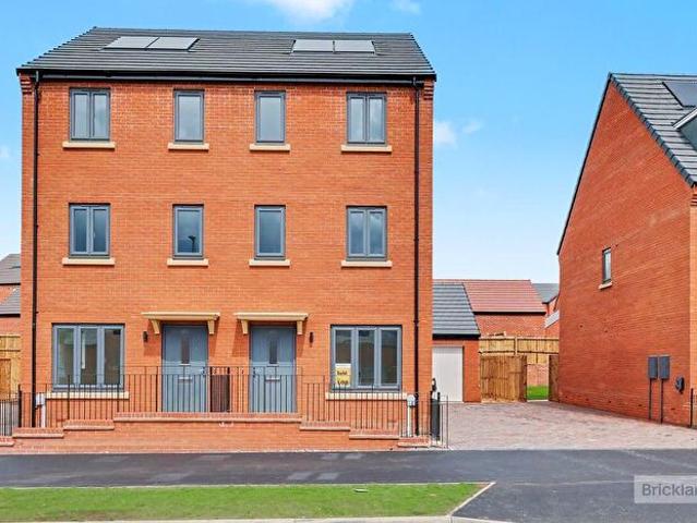 3 Bedroom Semi Detached House To Rent In Hanafey Way, Harlestone, Northampton, Northamptonshire, NN5
