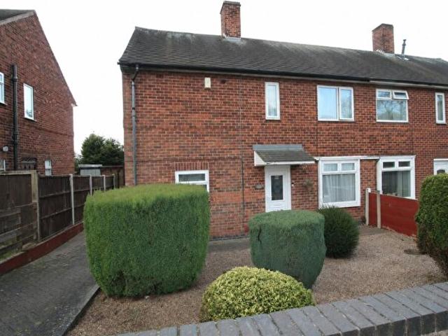 3 Bedroom Semi Detached House To Rent In Hanslope Crescent, Nottingham, Nottinghamshire, NG8