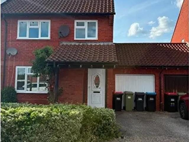3 Bedroom Semi Detached House To Rent In Harebell Close, Milton Keynes, MK7