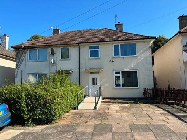 3 Bedroom Semi Detached House To Rent In Hextall Road, Leicester, LE5