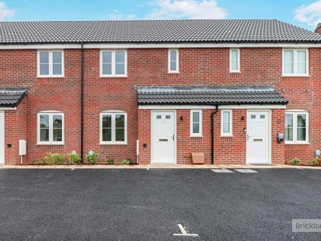 3 Bedroom Semi Detached House To Rent In Hood Close, Market Harborough, LE16
