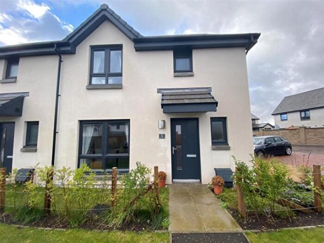 3 Bedroom Semi Detached House To Rent In Kennaway Avenue, Perth, PH1