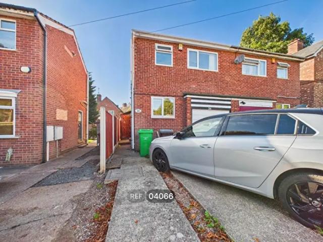 3 Bedroom Semi Detached House To Rent In Kildare Road, Nottingham, NG3