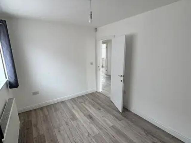 3 Bedroom Semi Detached House To Rent In Lanesborough Road, Leicester, Leicestershire, LE4