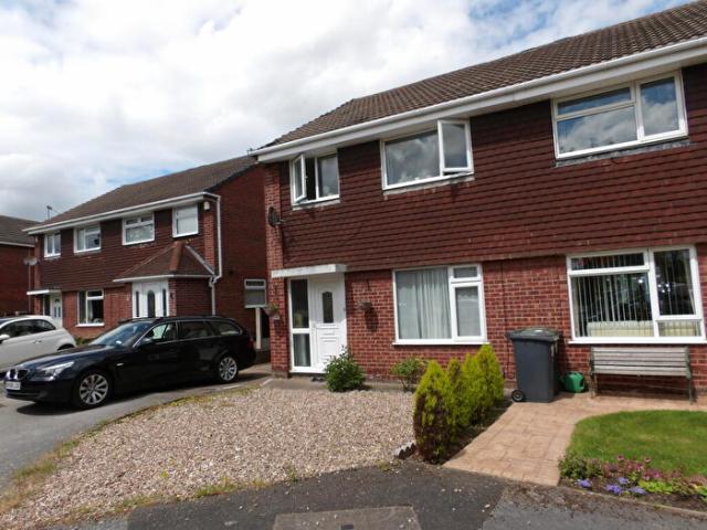 3 Bedroom Semi Detached House To Rent In Latimer Drive, Bramcote, NG9