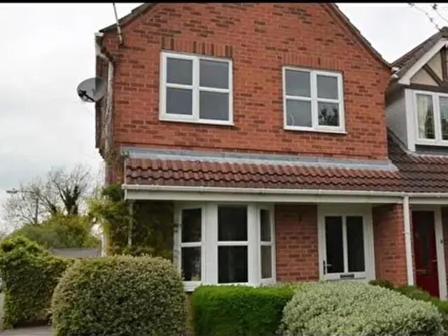 3 Bedroom Semi Detached House To Rent In Pulborough Gardens, Derby, DE23