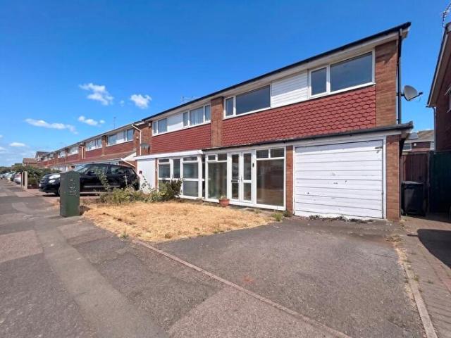 3 Bedroom Semi Detached House To Rent In Peebles Way, Leicester, LE4