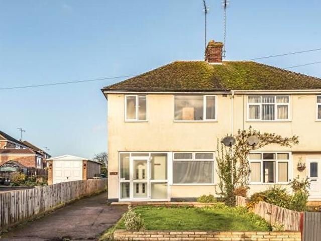 3 Bedroom Semi Detached House To Rent In Pinhill Road, Banbury, OX16