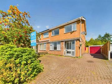 3 Bedroom Semi Detached House To Rent In Rydal Avenue, Loughborough, LE11