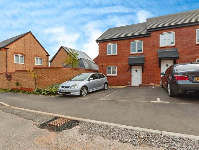 3 Bedroom Semi Detached House To Rent In Ramfield Crescent, Collingtree, Northampton, NN4