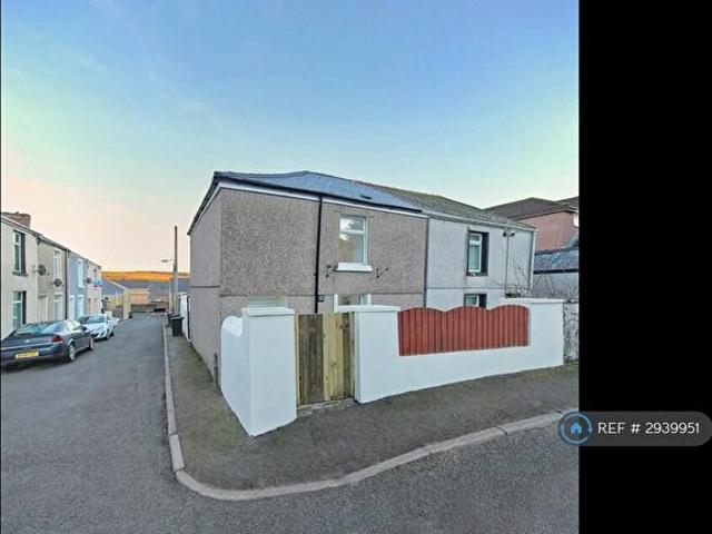 3 Bedroom Semi Detached House To Rent In Rear Earl Street, Tredegar, NP22