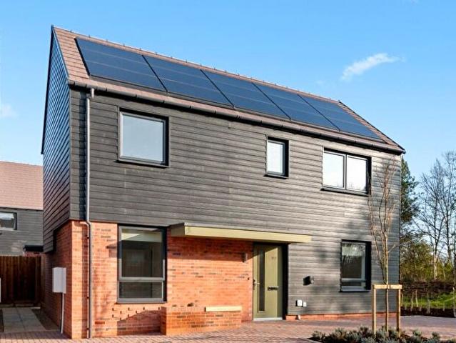 3 Bedroom Semi Detached House To Rent In Rooks Corner, Shenley Wood, Milton Keynes, MK5