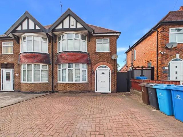 3 Bedroom Semi Detached House To Rent In Stenson Road, Littleover, DE23