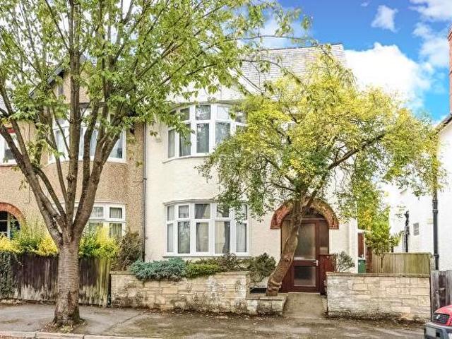 3 Bedroom Semi Detached House To Rent In Stephen Road, Headington, OX3
