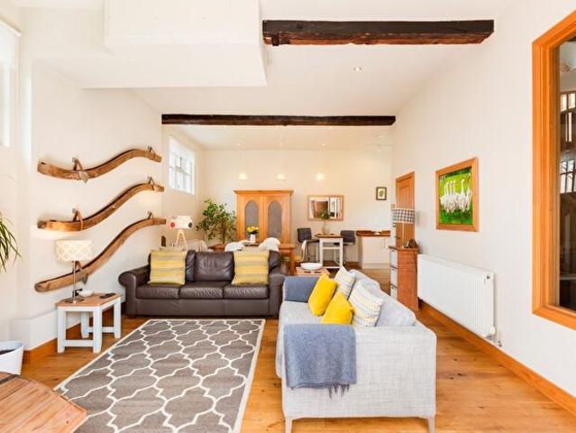 3 Bedroom Semi Detached House To Rent In Shottery, CV37