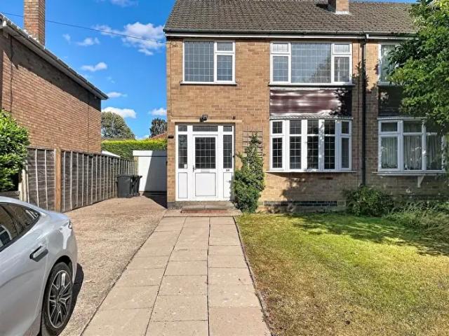 3 Bedroom Semi Detached House To Rent In Siddeley Avenue, Kenilworth, CV8
