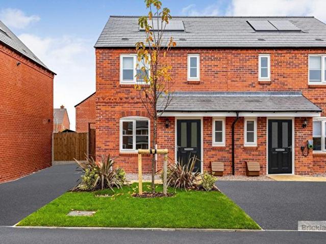 3 Bedroom Semi Detached House To Rent In Sika Avenue, Rothwell, Northamptonshire, NN14