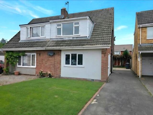 3 Bedroom Semi Detached House To Rent In Thames Close, Bulkington, Bedworth, Warwickshire, CV12