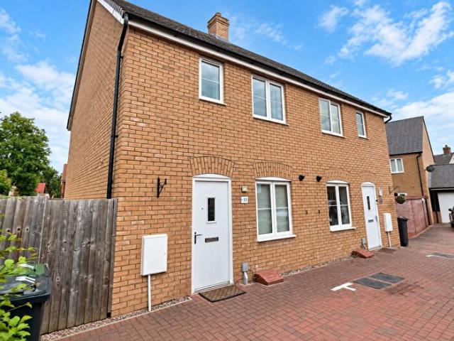 3 Bedroom Semi Detached House To Rent In Thillans, Cranfield, MK43