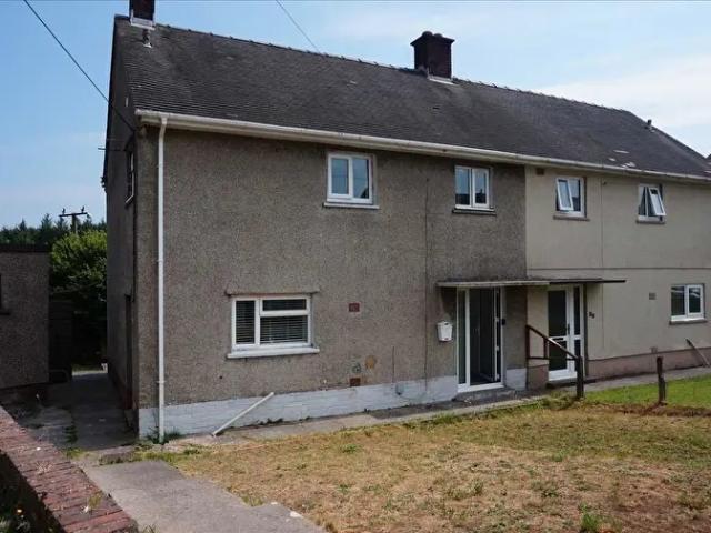 3 Bedroom Semi Detached House To Rent In Troed Y Bryn, Upper Tumble, Llanelli, SA14