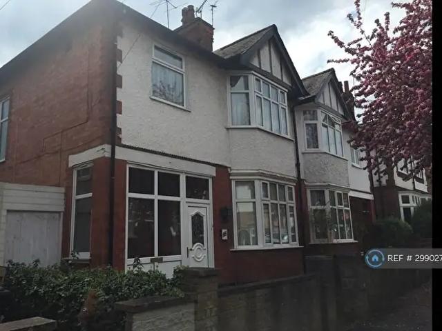 3 Bedroom Semi Detached House To Rent In Upperton Road, Leicester, LE3