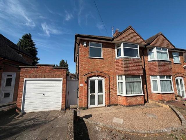 3 Bedroom Semi Detached House To Rent In Valentine Road, Leicester, LE5
