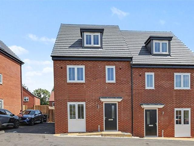 3 Bedroom Semi detached House To Rent In Vernal Close, Harpole, Northampton, NN7