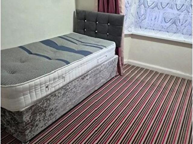 3 Bedroom Semi Detached House To Rent In Ward End, Birmingham, B8