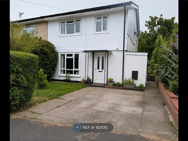 3 Bedroom Semi Detached House To Rent In Wentworth Road, Rugby, CV22