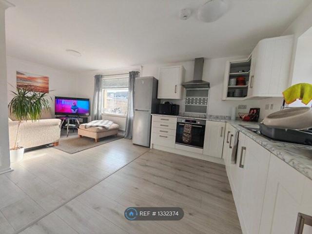 3 Bedroom Semi Detached House To Rent In White Close, Port Talbot, SA12