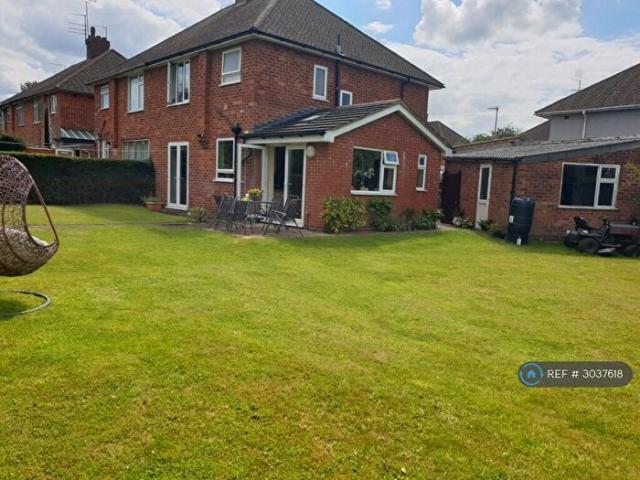 3 Bedroom Semi Detached House To Rent In Winchester Close, Northampton, NN4
