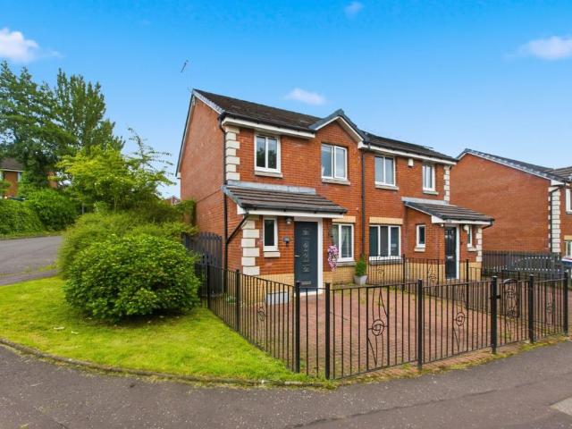 3 bedroom semi detached house to rent