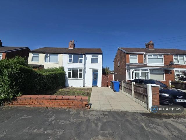 3 bedroom semi detached house to rent