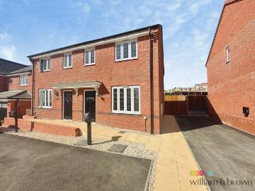 3 bedroom semi detached house to rent