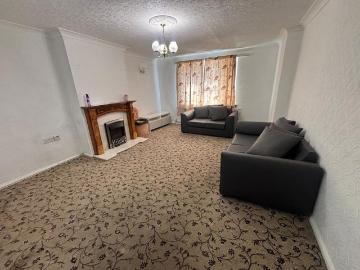 3 bedroom semi detached house to rent