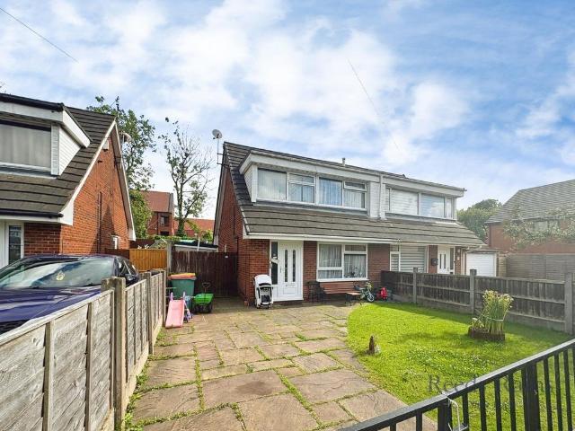3 bedroom semi detached house to rent