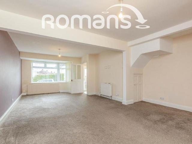 3 bedroom semi detached house to rent