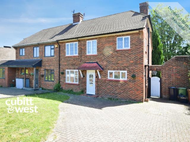 3 bedroom semi detached house to rent