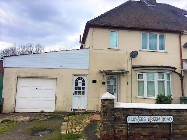 3 bedroom semi detached house to rent