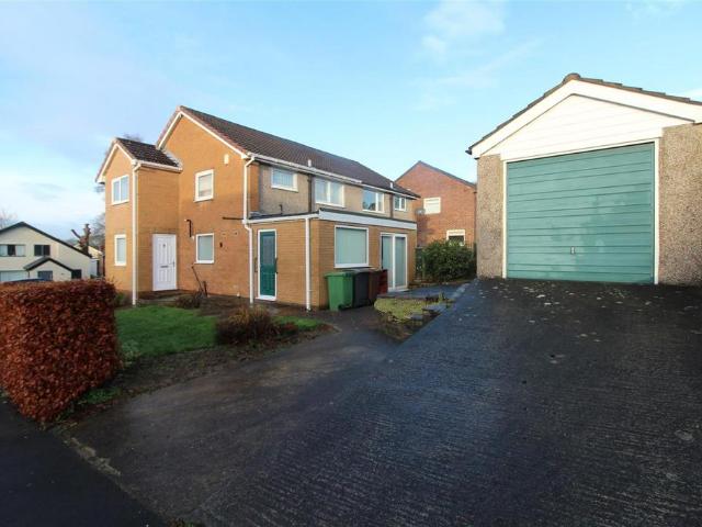 3 bedroom semi detached house to rent