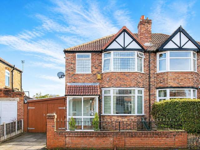 3 bedroom semi detached house to rent