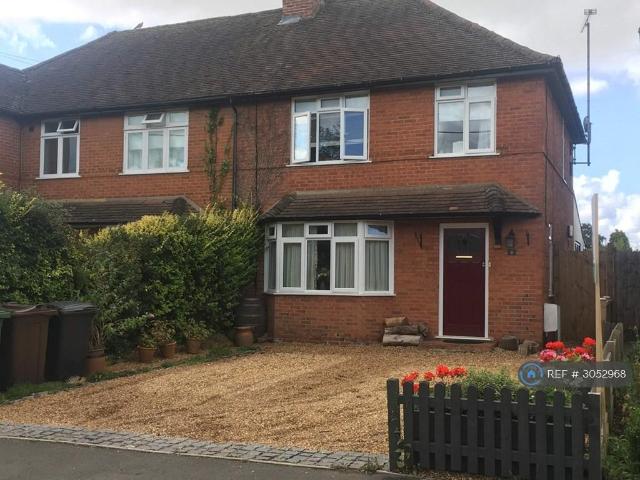 3 bedroom semi detached house to rent