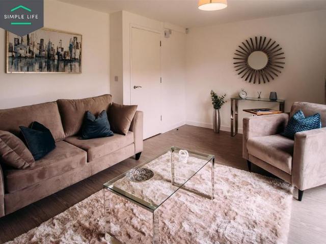 3 bedroom semi detached house to rent