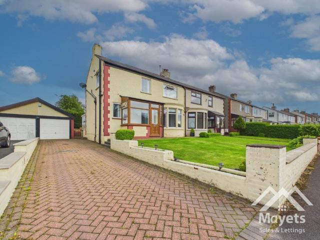 3 bedroom semi detached house to rent