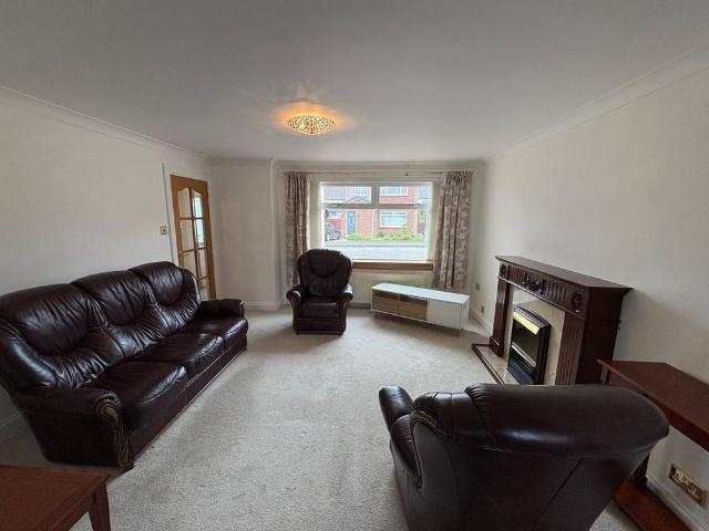 3 bedroom semi detached house to rent