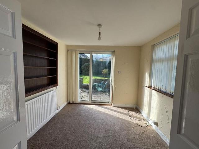 3 bedroom semi detached house to rent